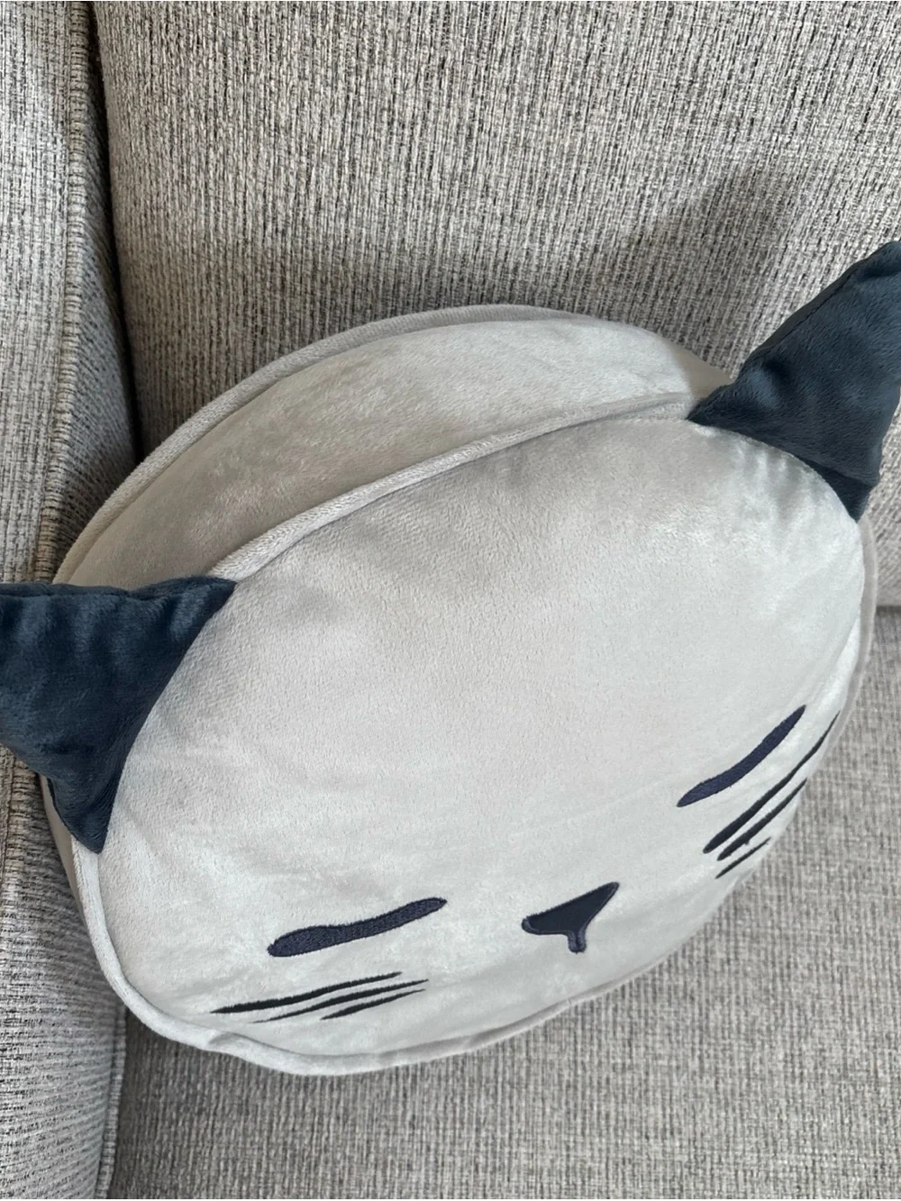 IKEA Gray and Black Cat Face Pillow cushion for bed or sofa new discontinued - Picture 8 of 16